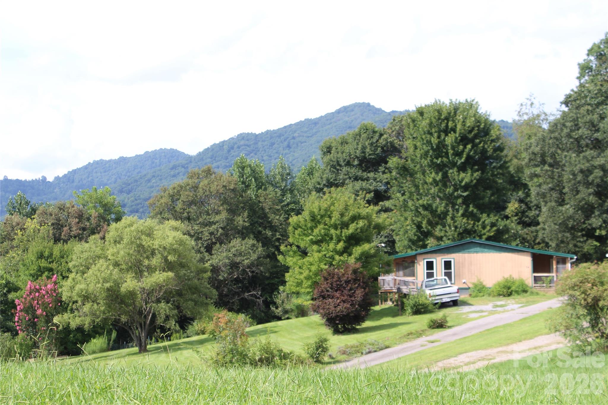 24 Karis Lane — photo