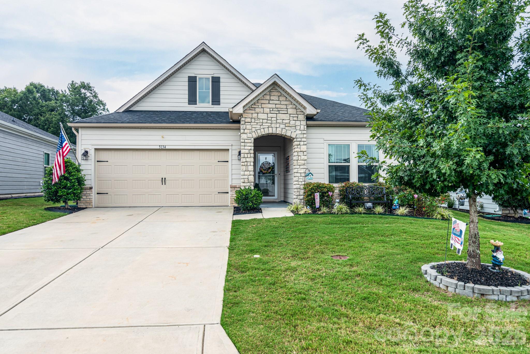 5134 Turtle Creek Drive — photo