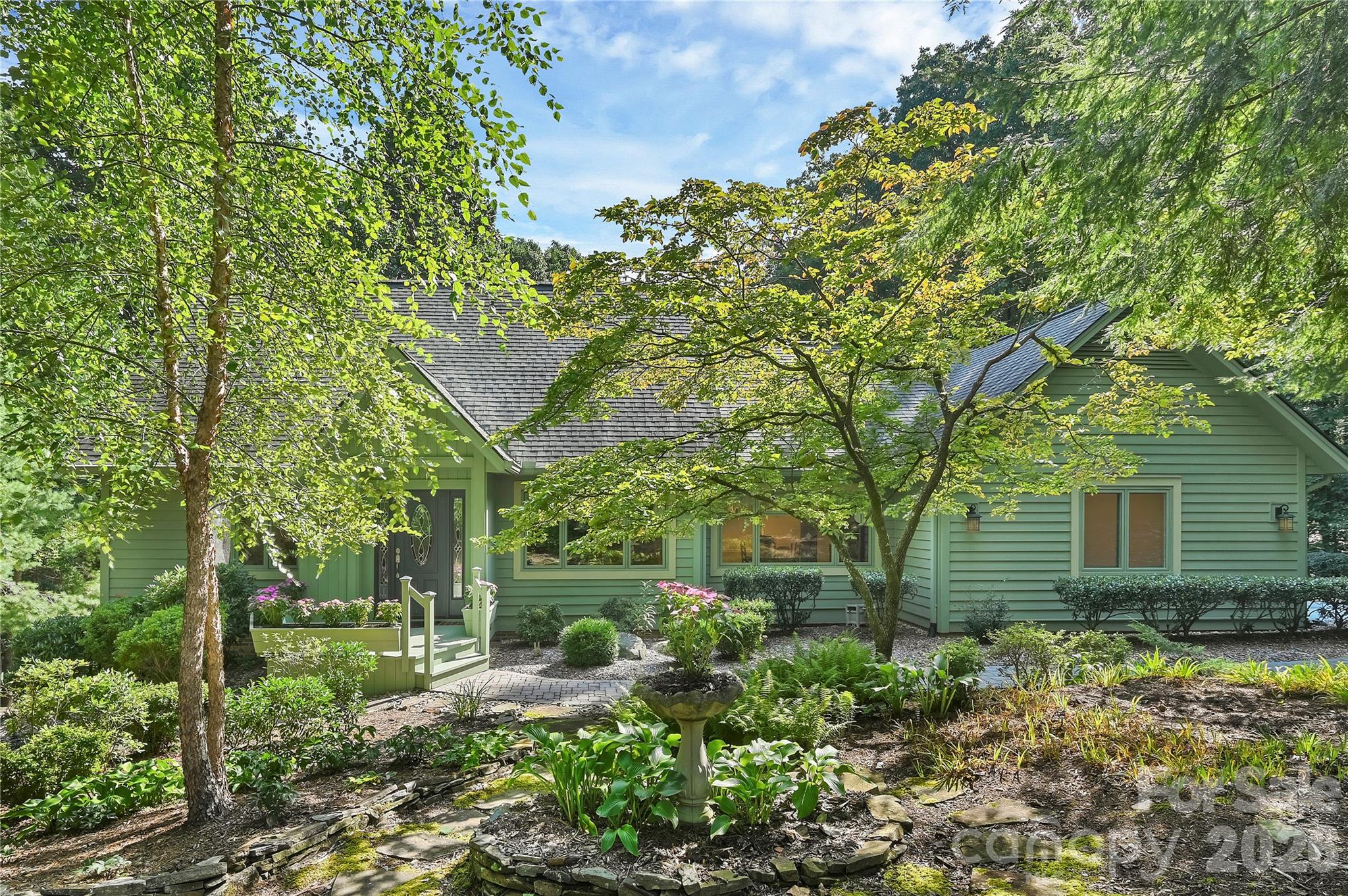 3 Rodney Court — photo