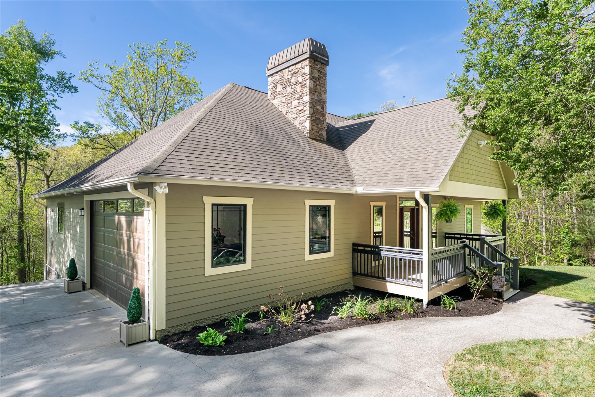 36 Snowshoe Drive — photo