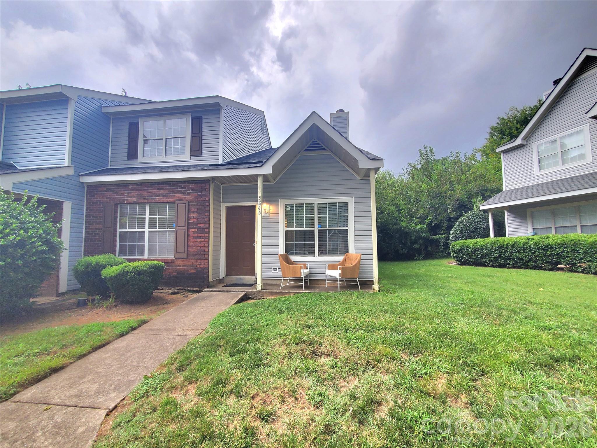 3840 Mosscroft Lane — photo