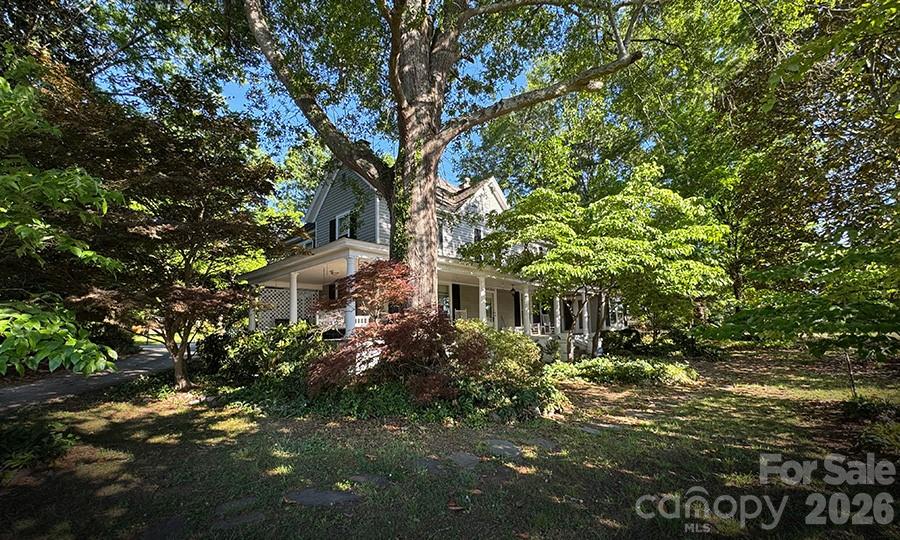 842 N Aspen Street — photo