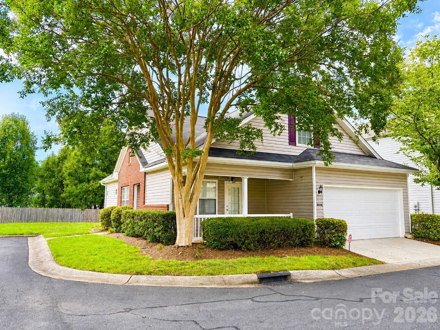 8946 Meadowmont View Drive — photo