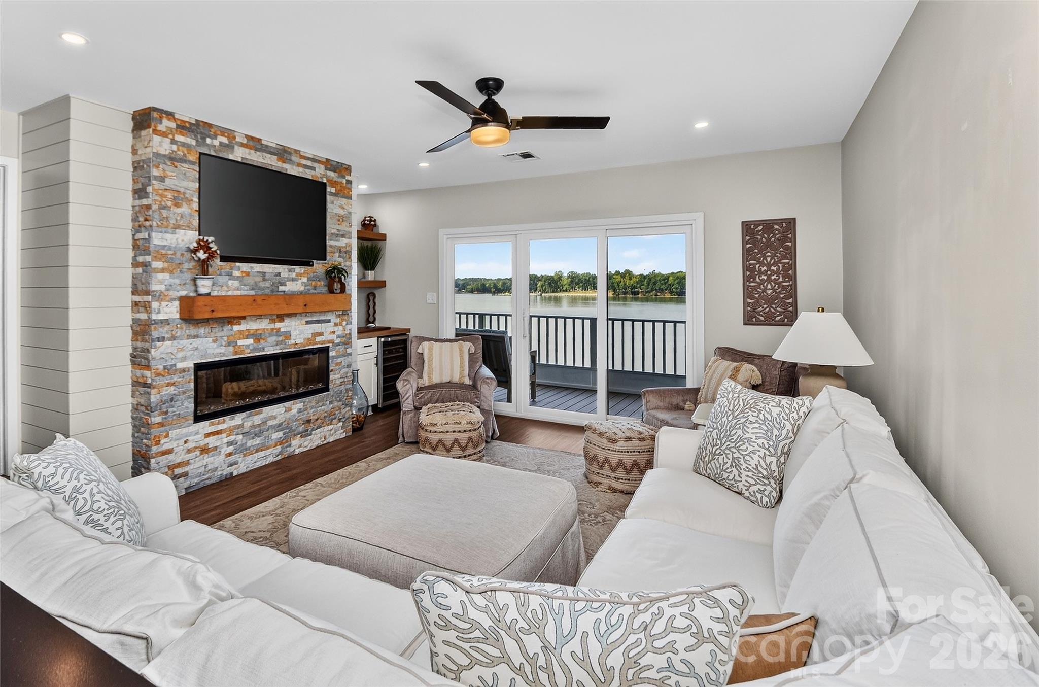 7340 Lakefront Drive 5 — photo