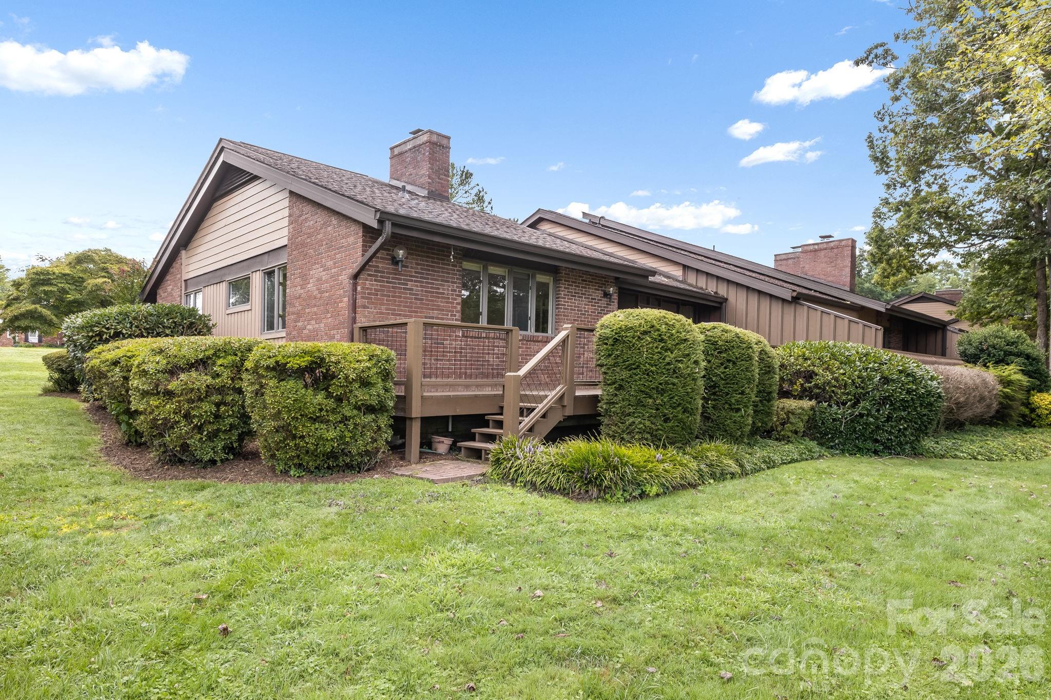 15 Moland Drive a — photo