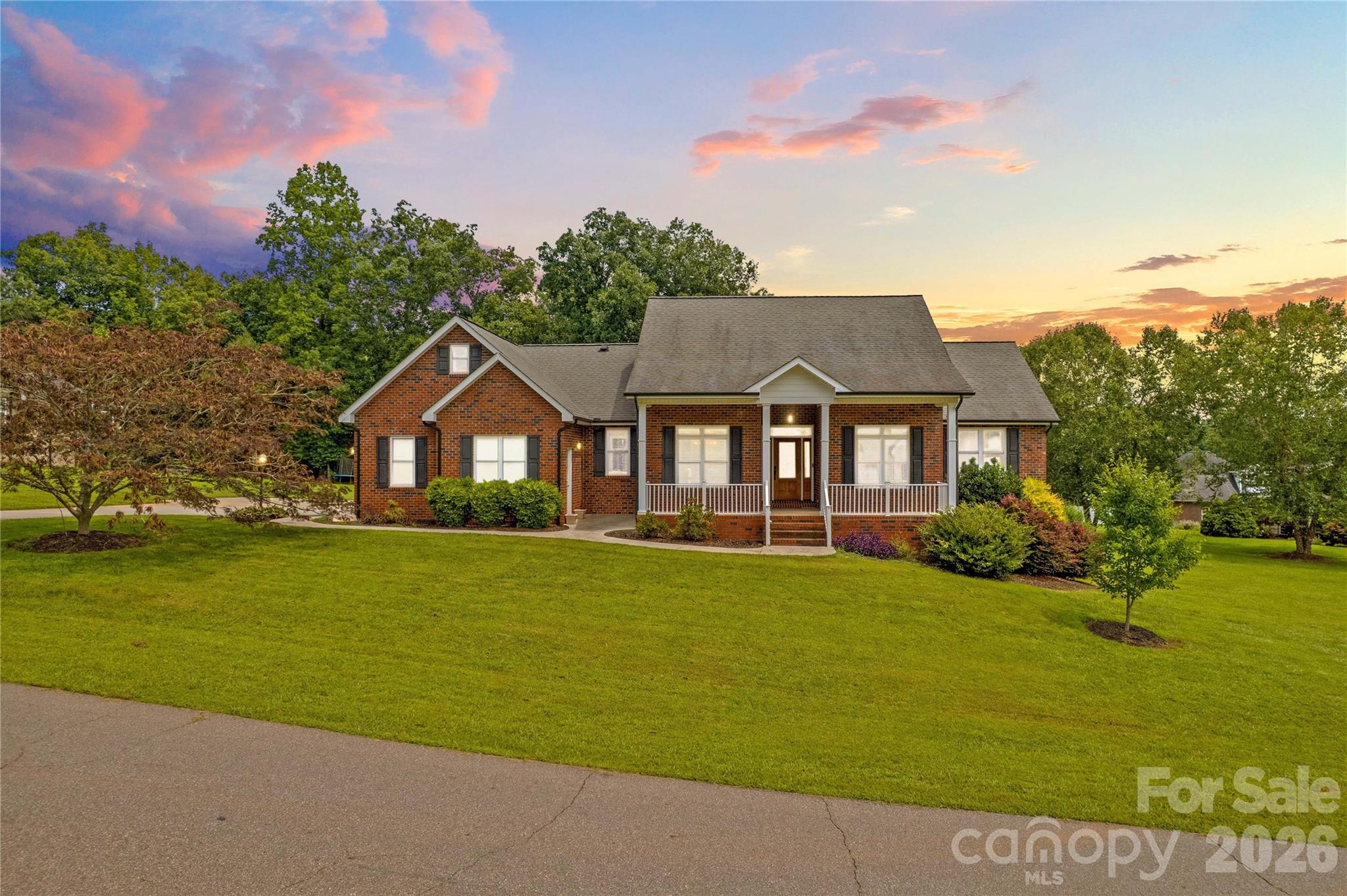 209 Seven Springs Loop — photo
