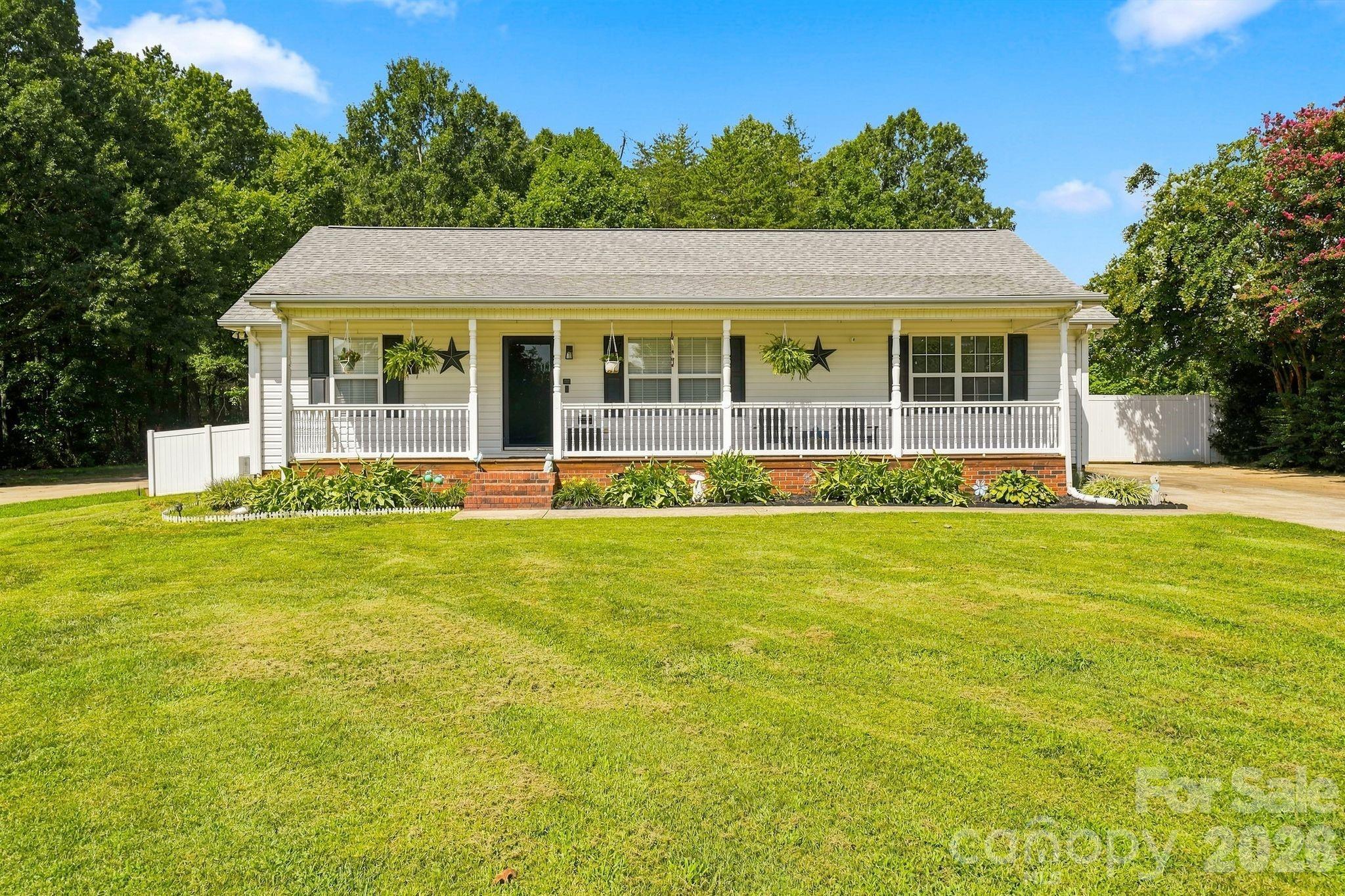 132 Kendra Drive — photo