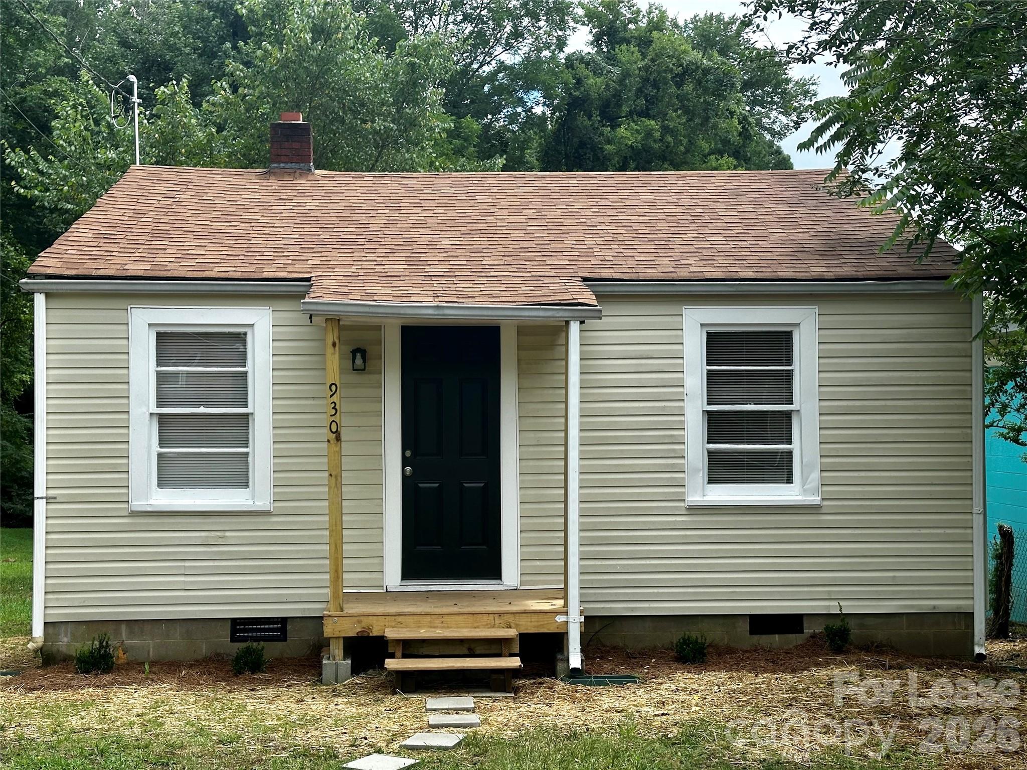 930 Dixie Street — photo