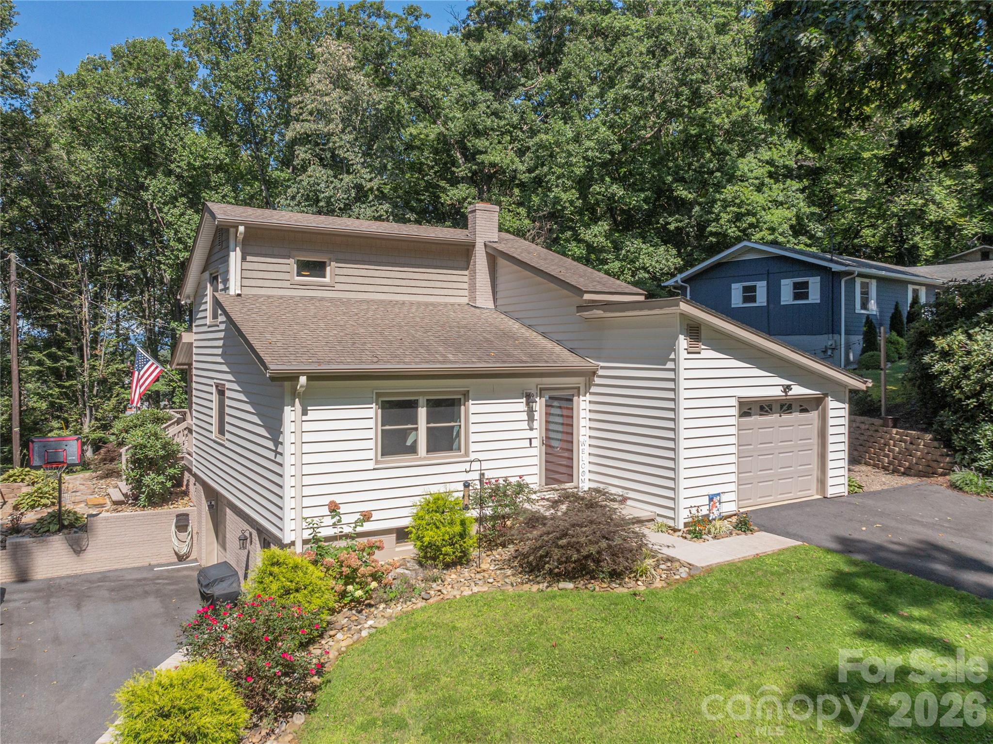 115 Hazelview Drive — photo