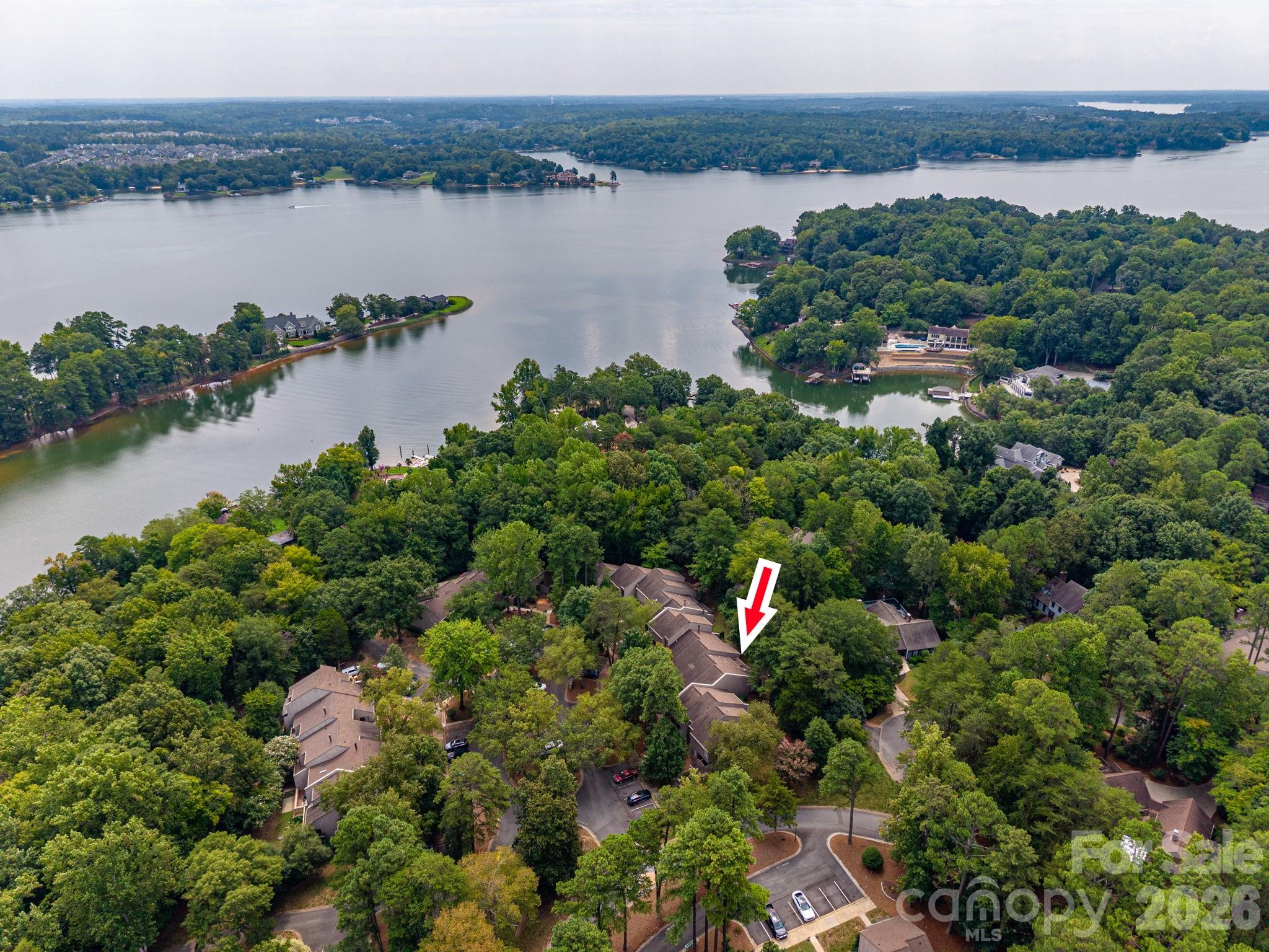 182 Riverview Terrace — photo