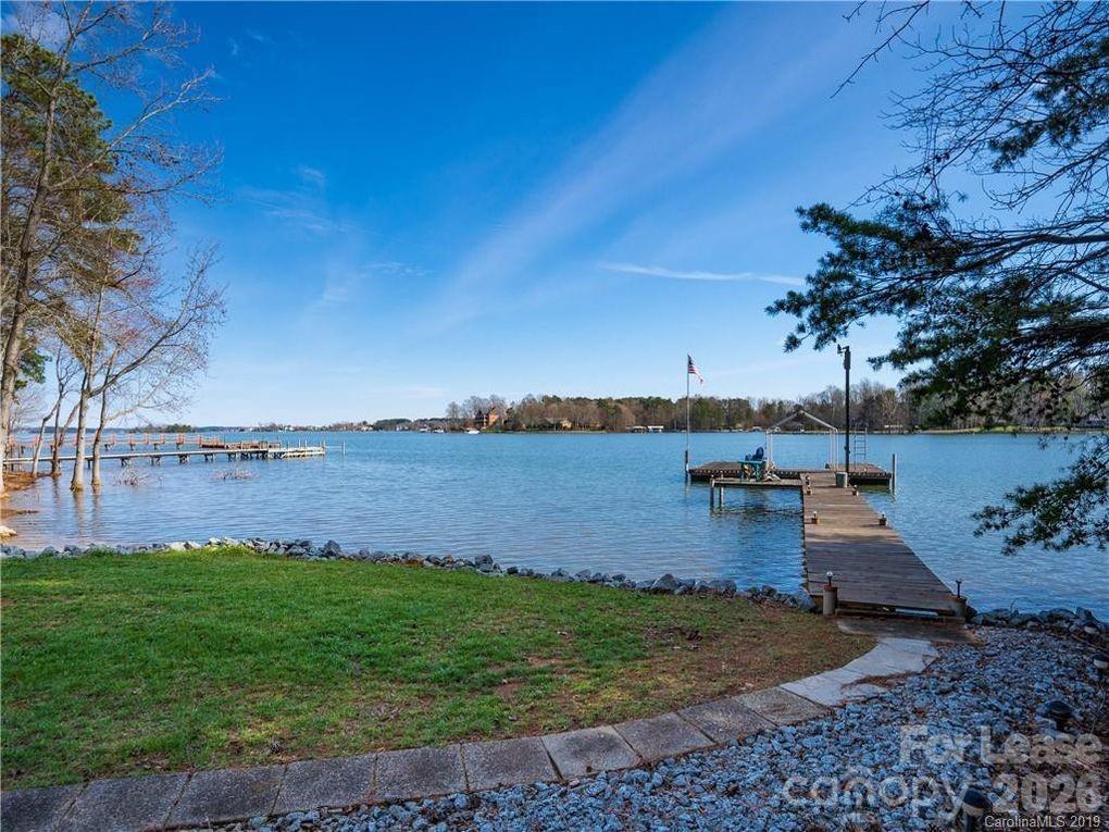 8502 Pine Lake Road — photo