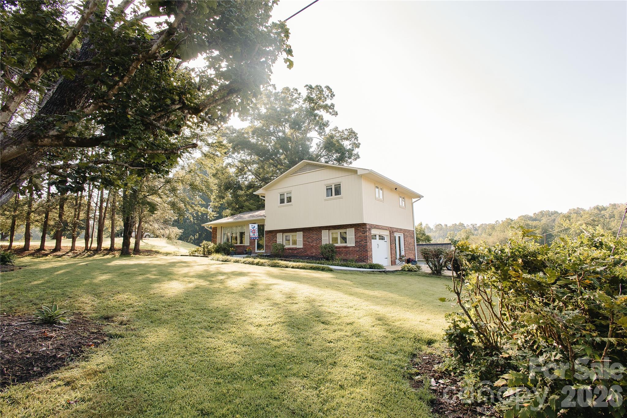 15 Golden Leaf Drive — photo