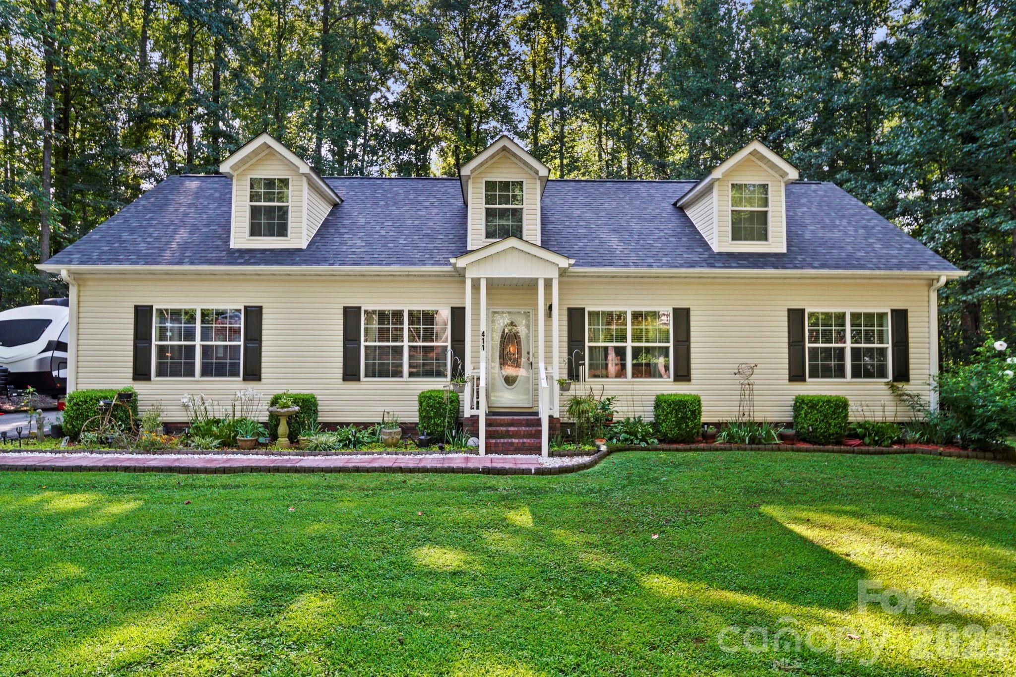 411 Alpine Street — photo