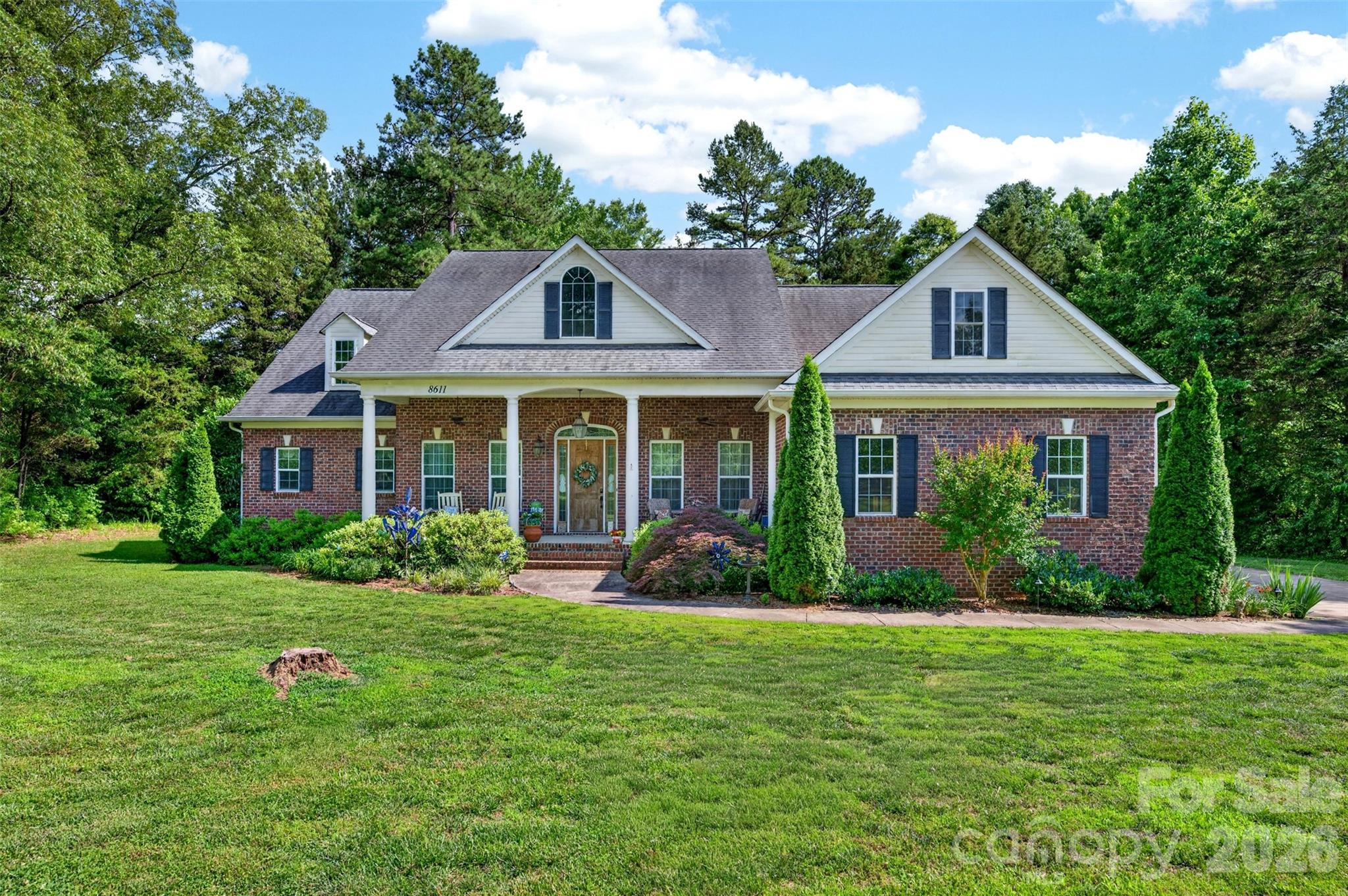 8611 Kerns Meadow Lane — photo
