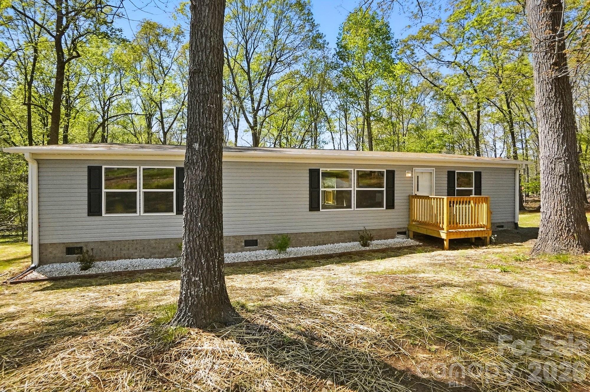 110 Matthew Drive — photo