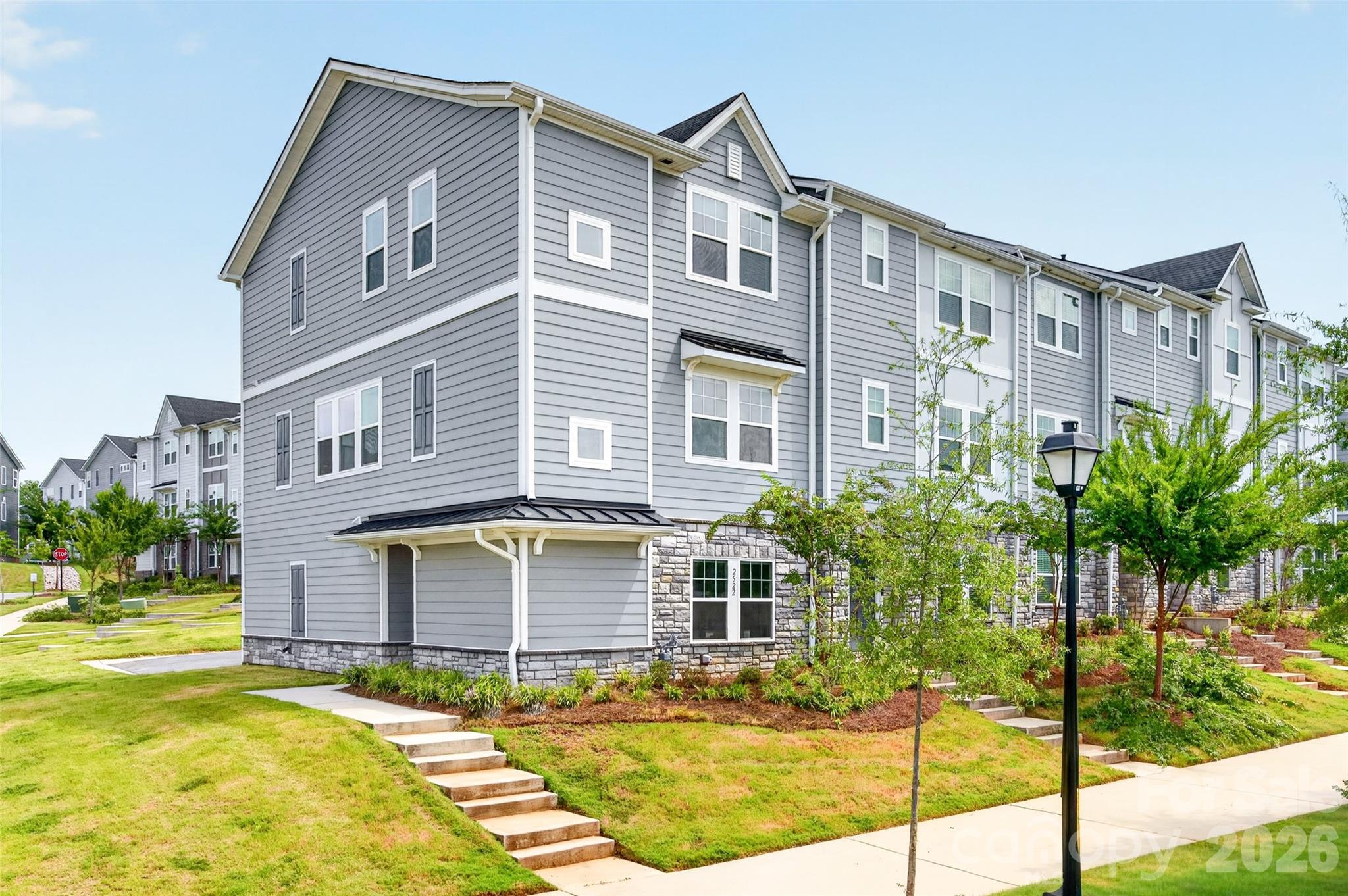 2522 Arbor Loop Drive — photo