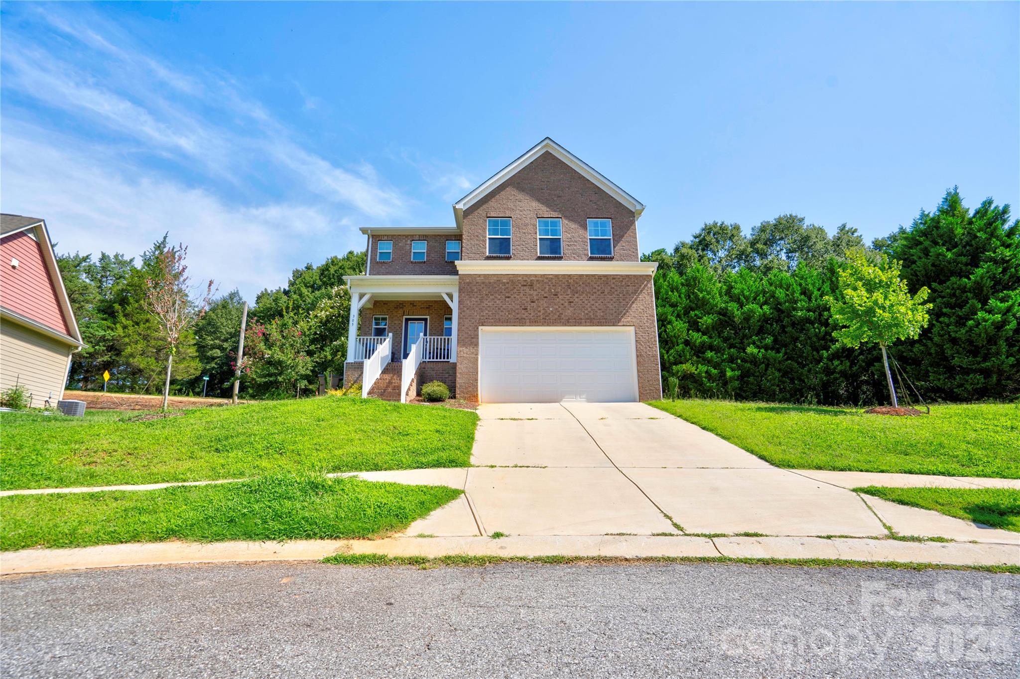 305 Firefly Path — photo