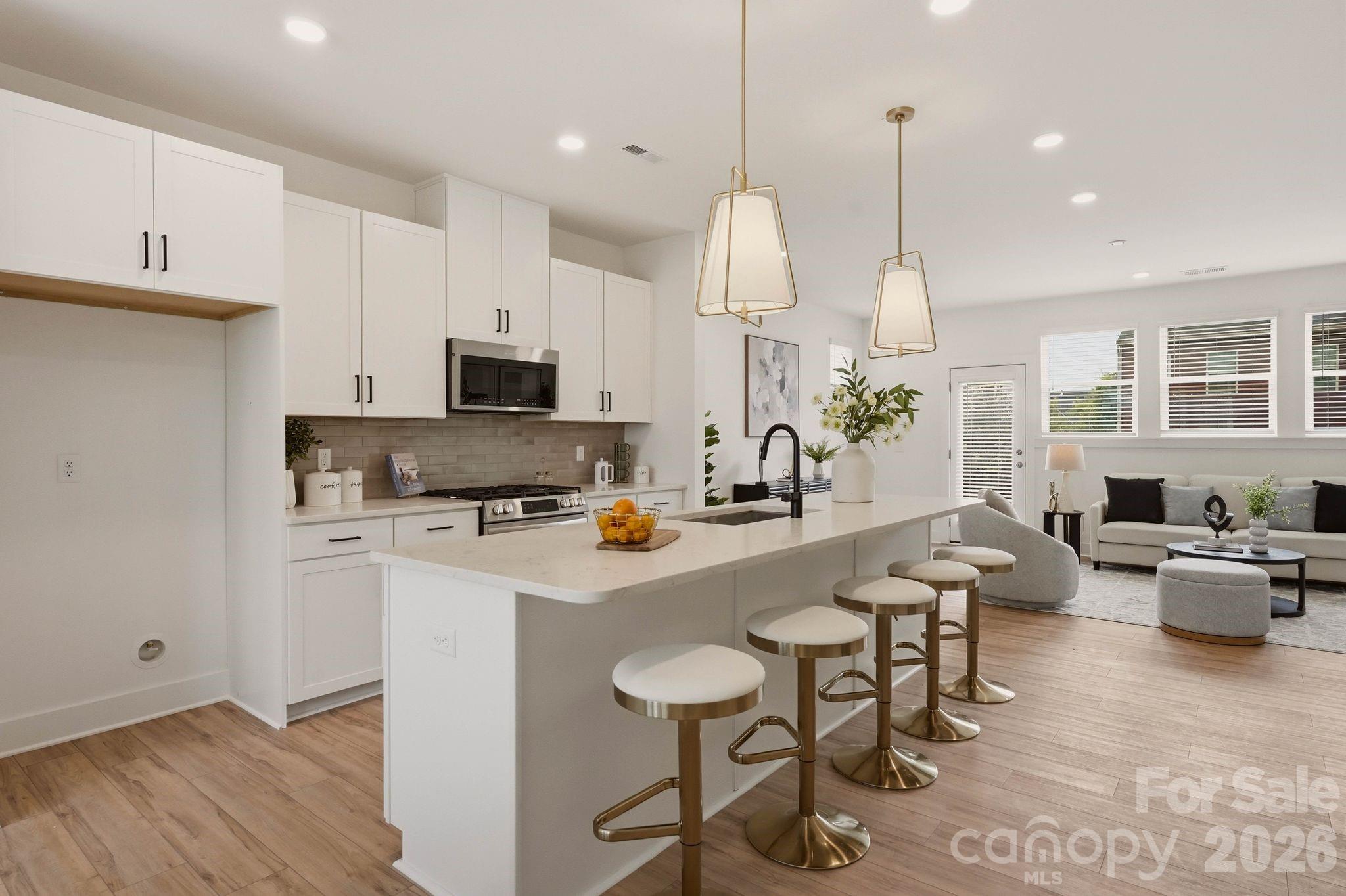 4007 Bass River Parkway — photo