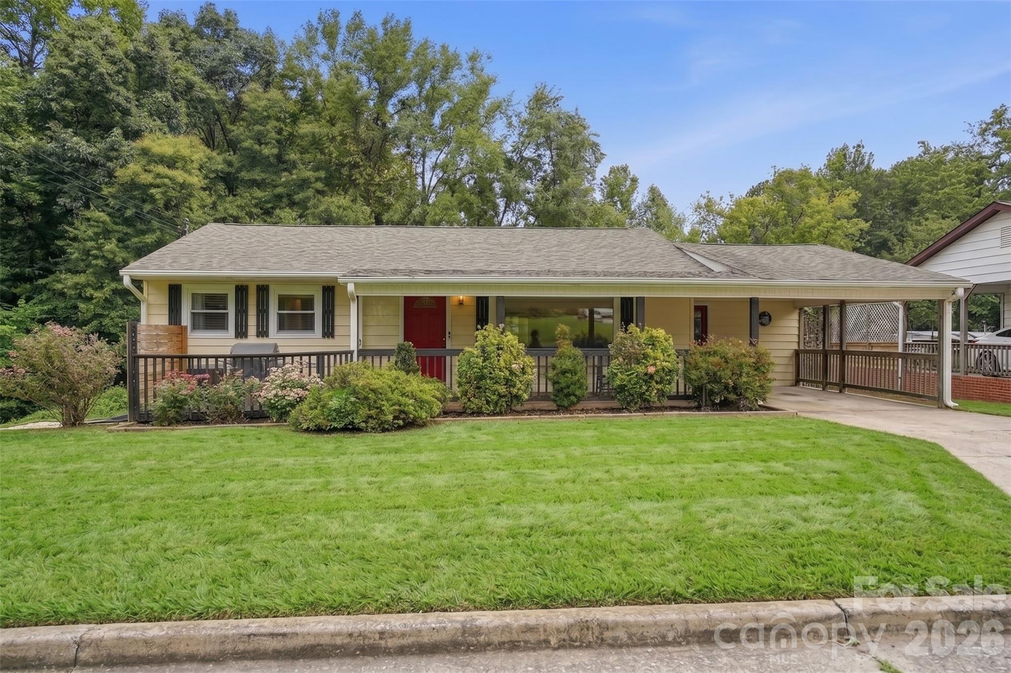 1326 Washington Lane — photo