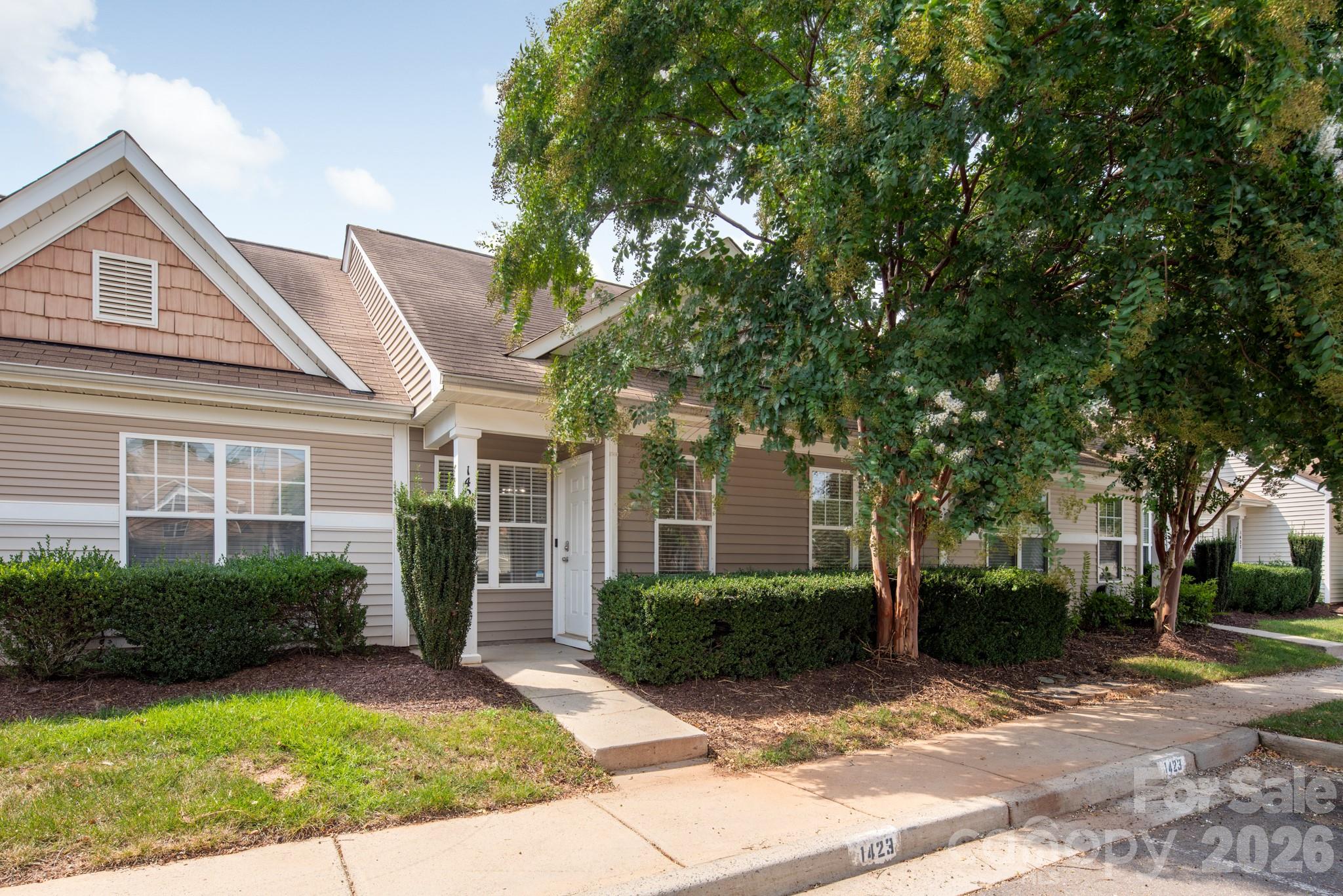 1423 Jasper Ridge Drive — photo