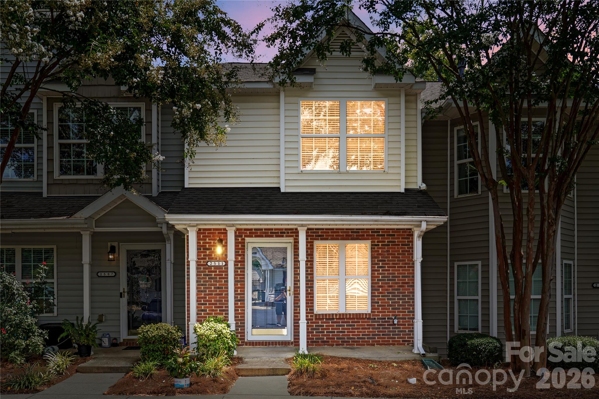 2511 Brackley Place NW — photo
