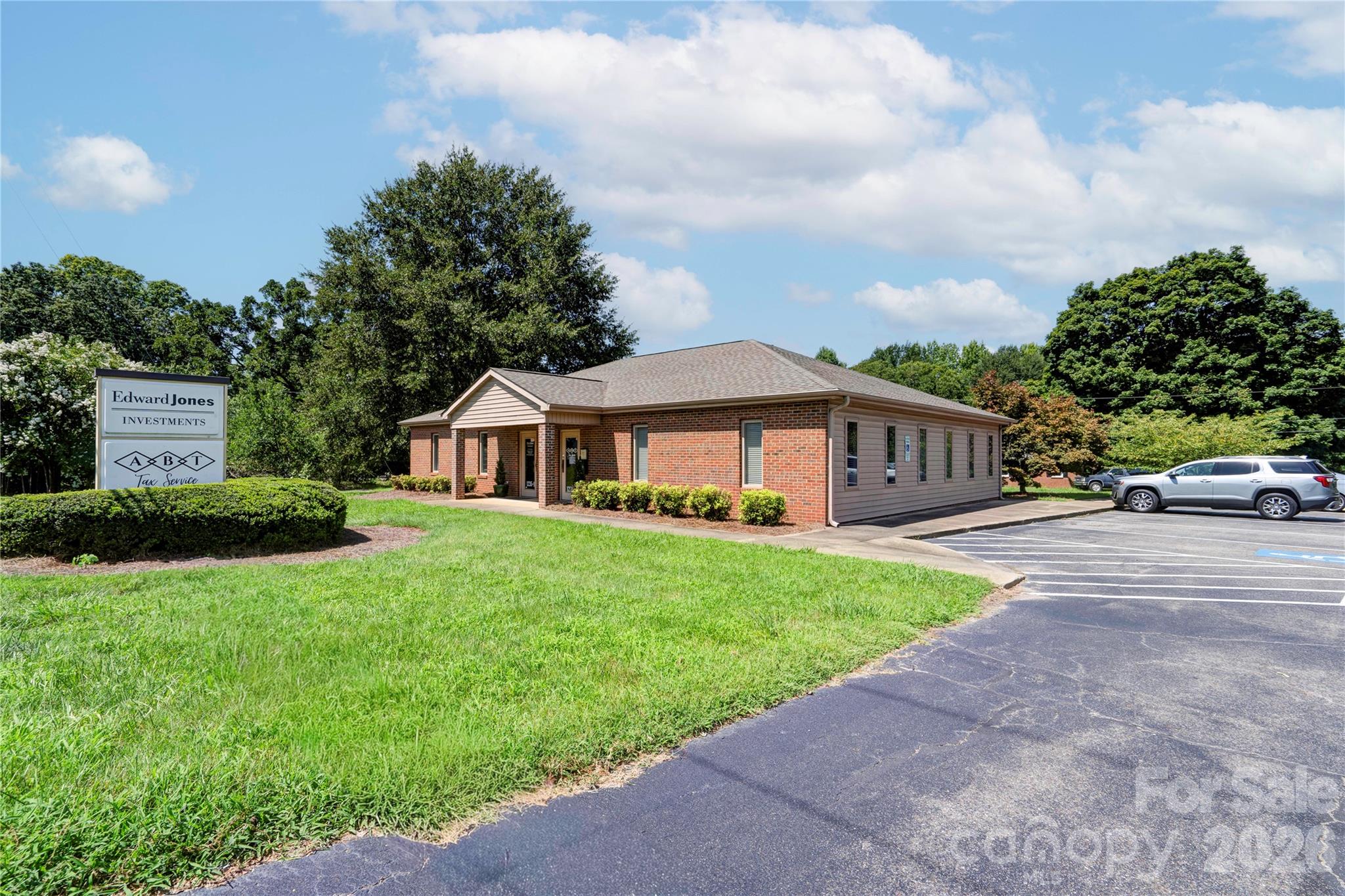 1235 Fallston Road — photo