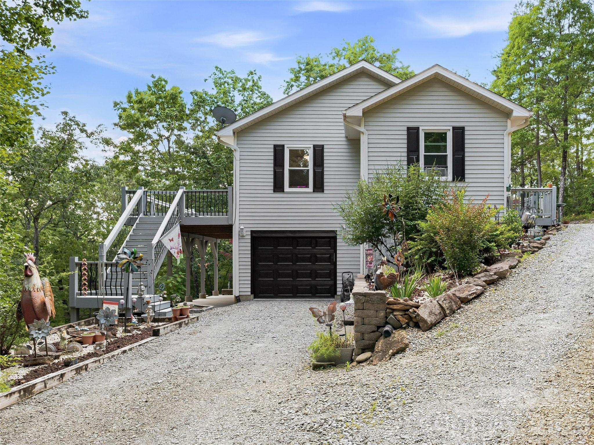 524 Lookout Drive — photo