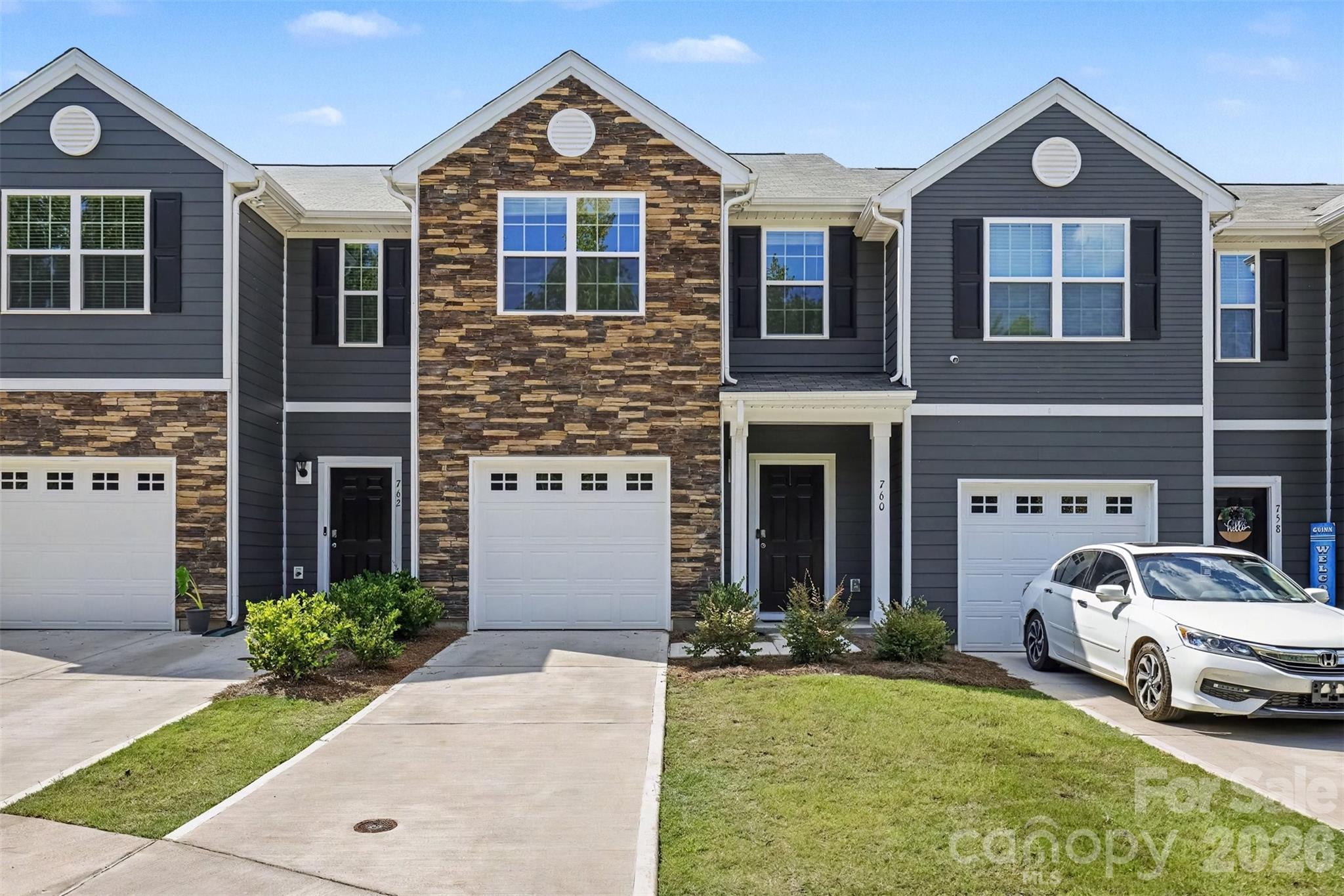 760 Wagon Cross Court — photo