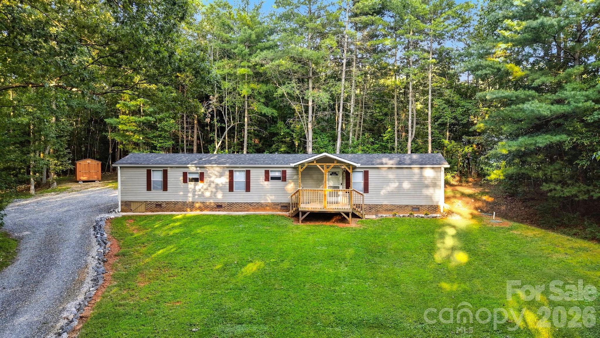 5668 Charlie Little Road — photo