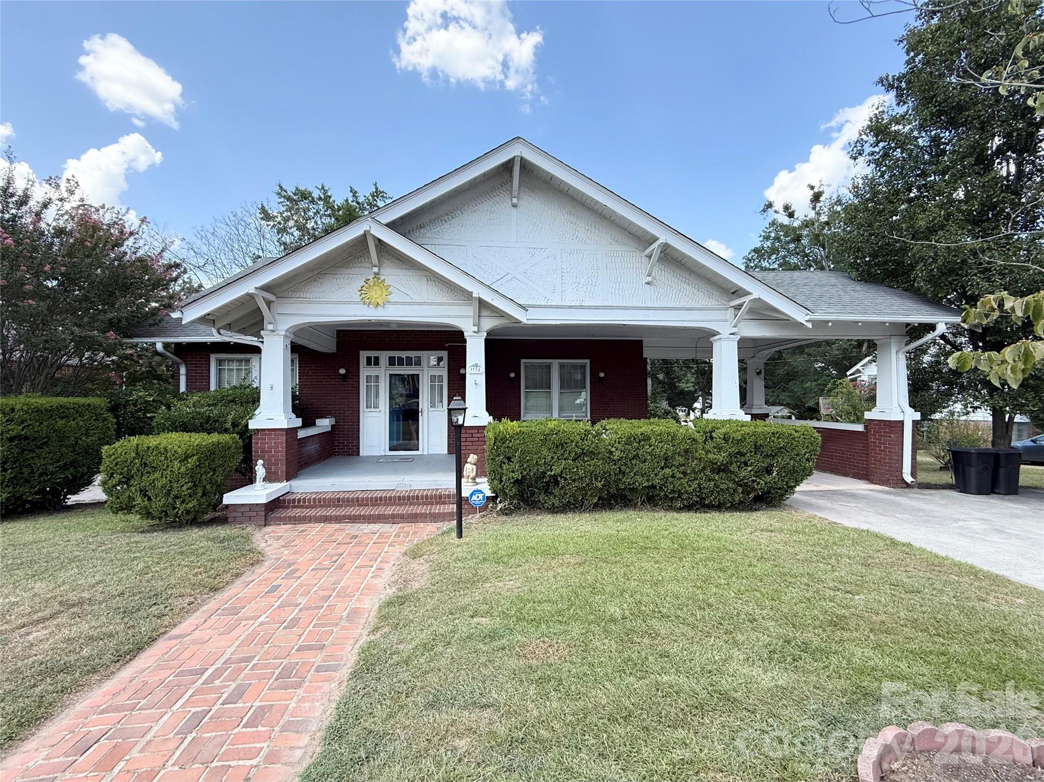 1113 Fayetteville Road — photo
