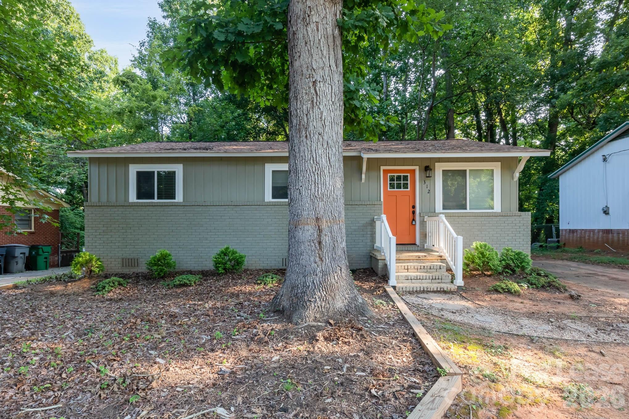 312 Glenrock Drive — photo