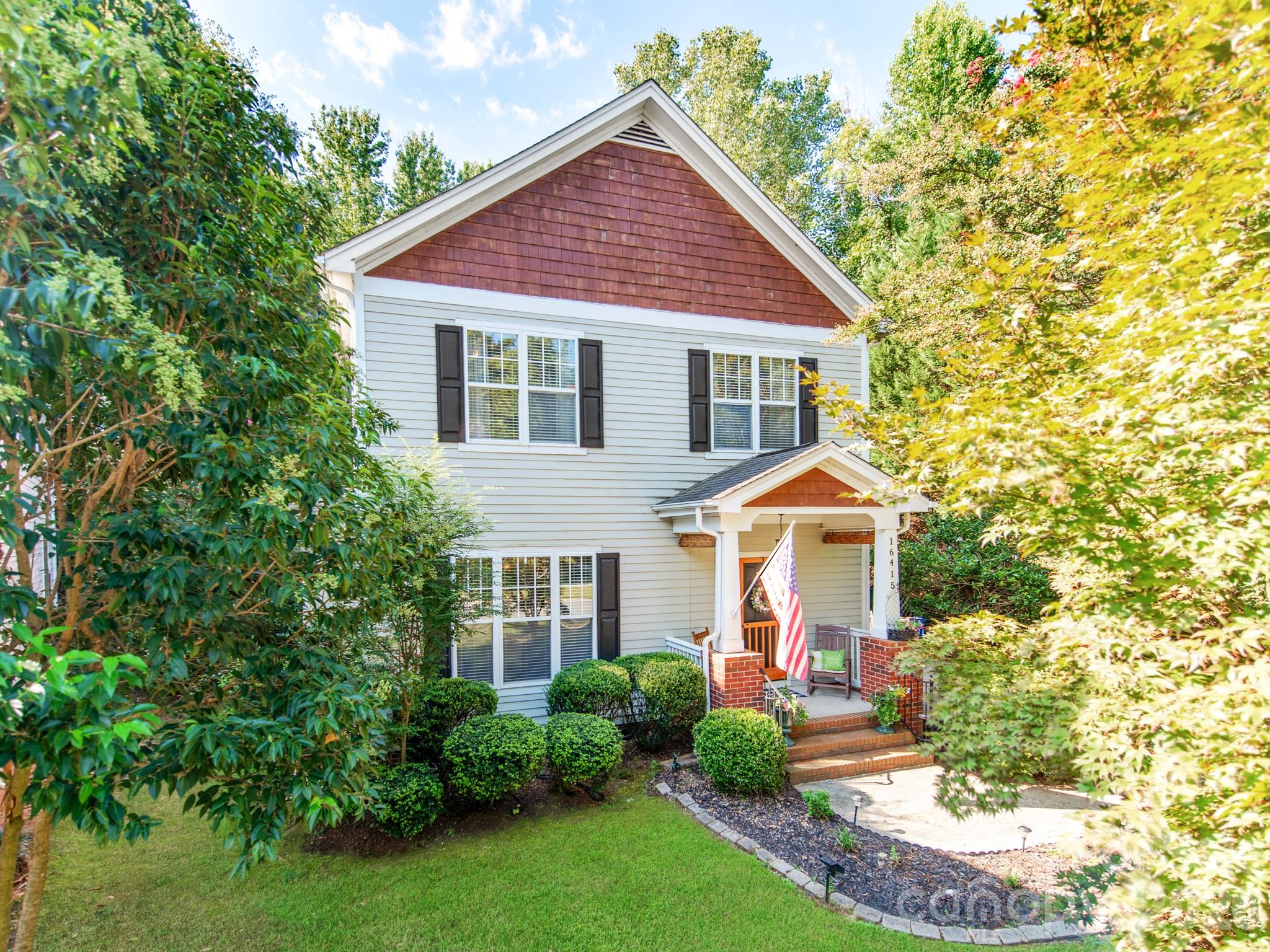 16415 Kelly Park Circle — photo