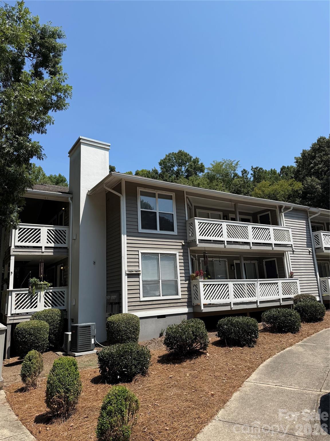 7407 Ashfield Court — photo