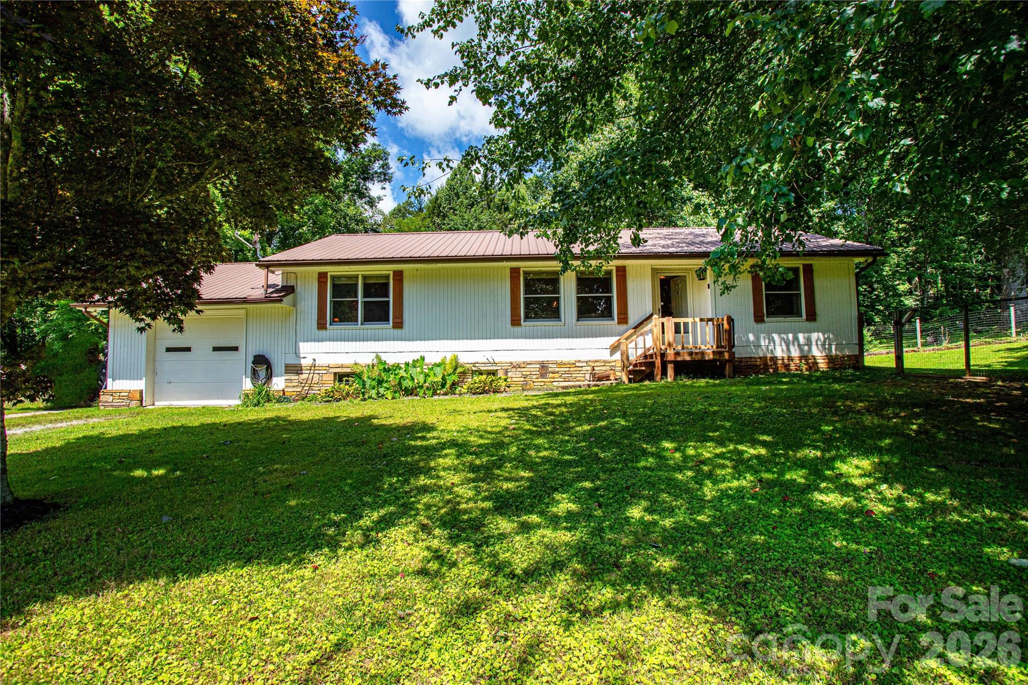 570 Flat Creek Valley Road — photo