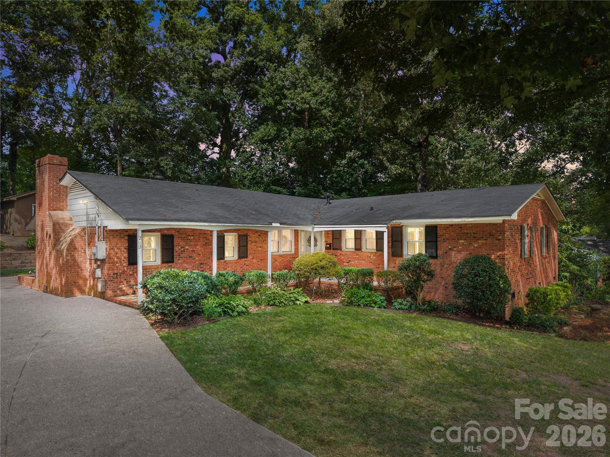 213 Dogwood Drive — photo