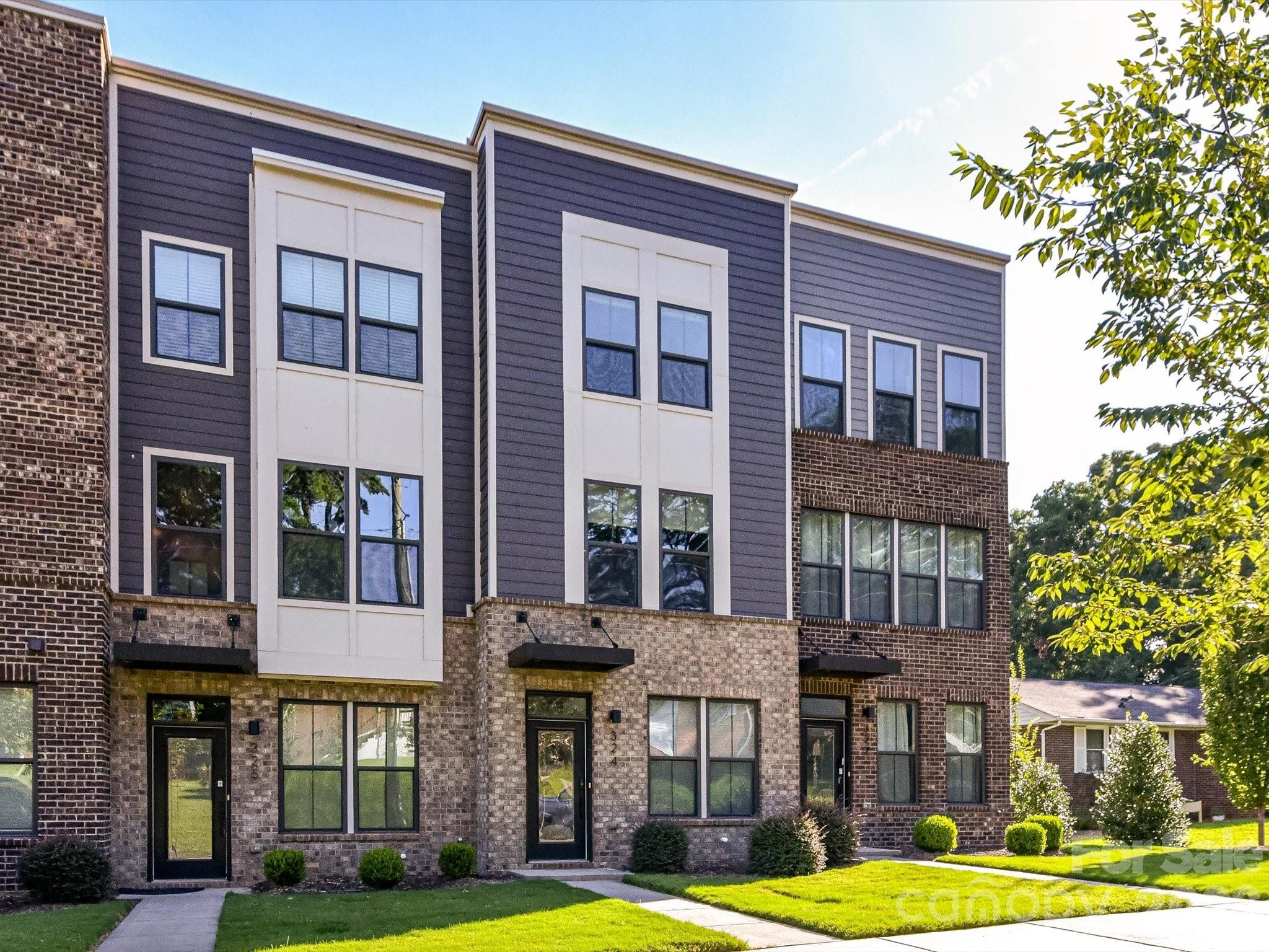 324 Yorkshire Drive — photo