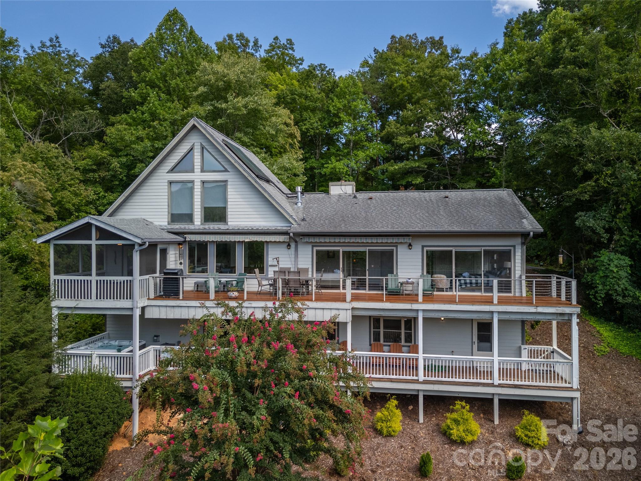 127 White Pine Drive — photo