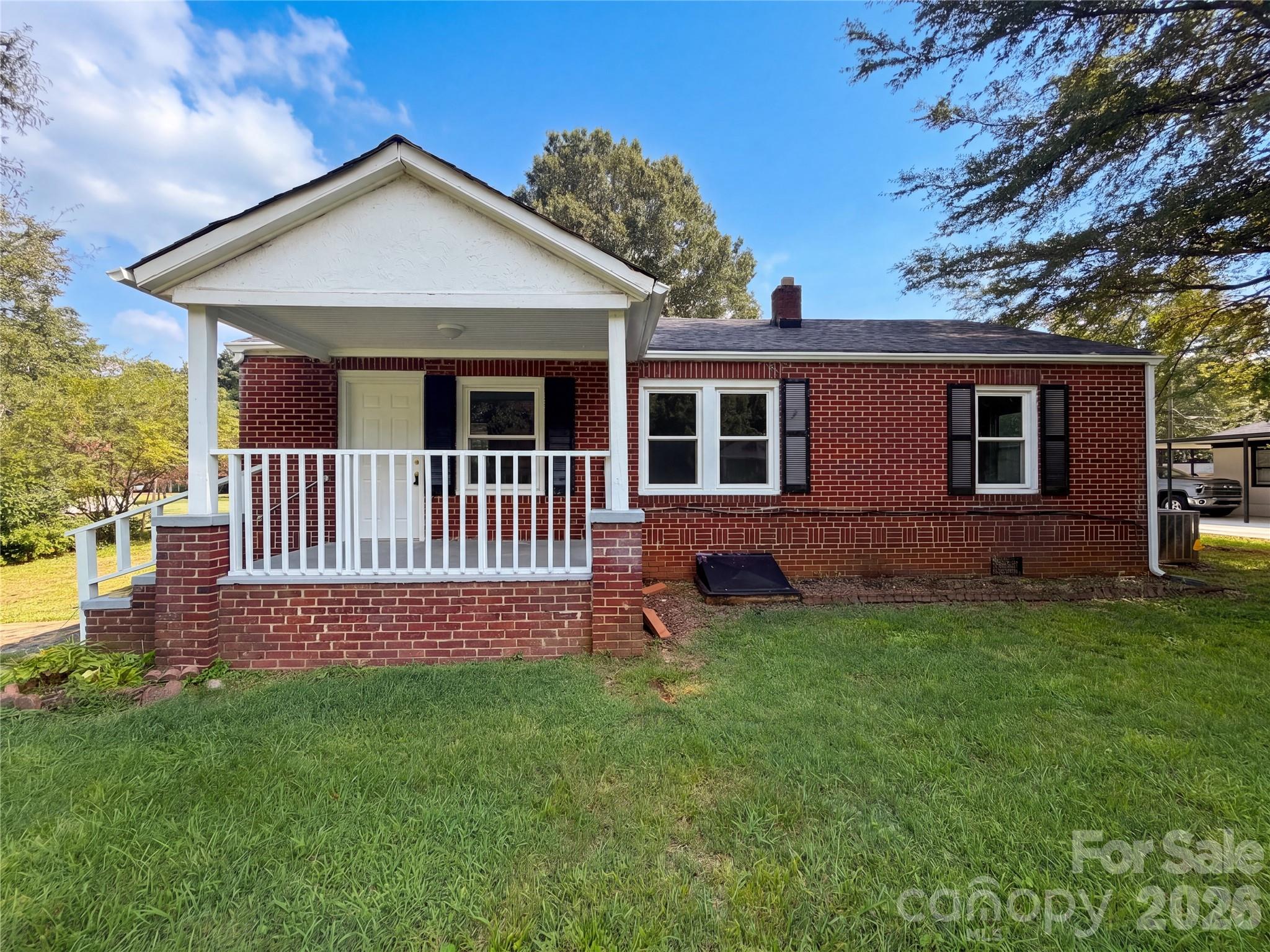 1006 Peachtree Road — photo
