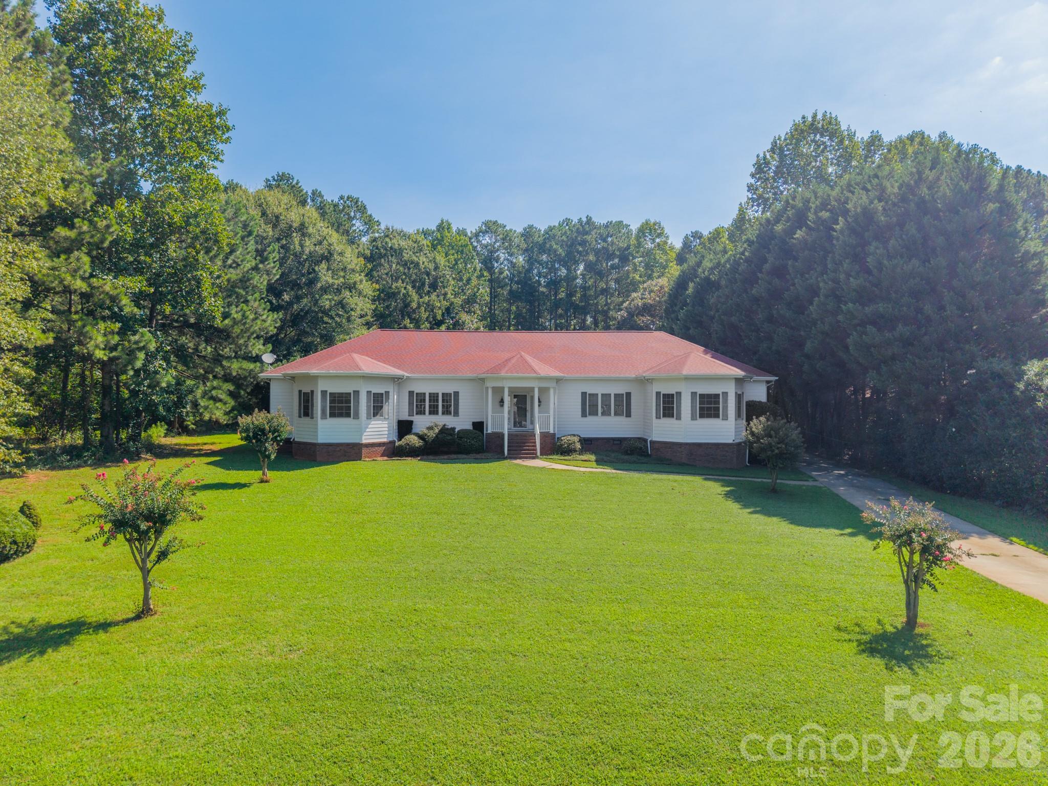1673 Forest Ridge Drive — photo