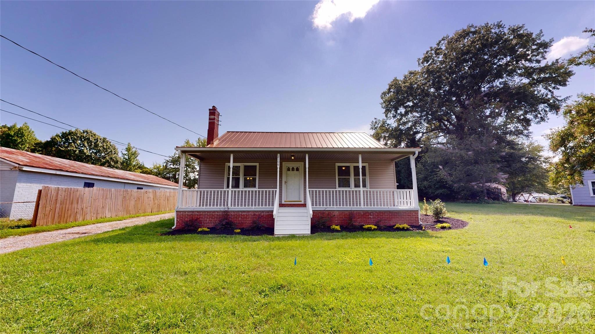2106 Statesville Highway — photo