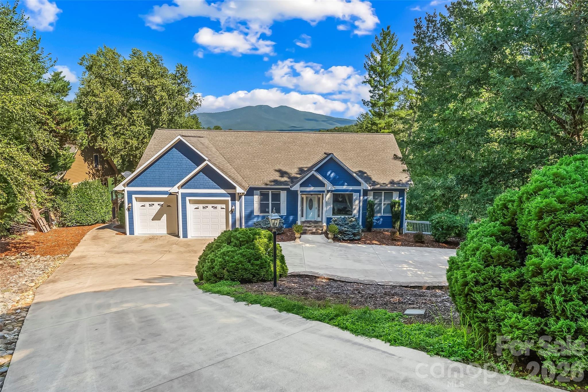705 Waters Edge Drive — photo
