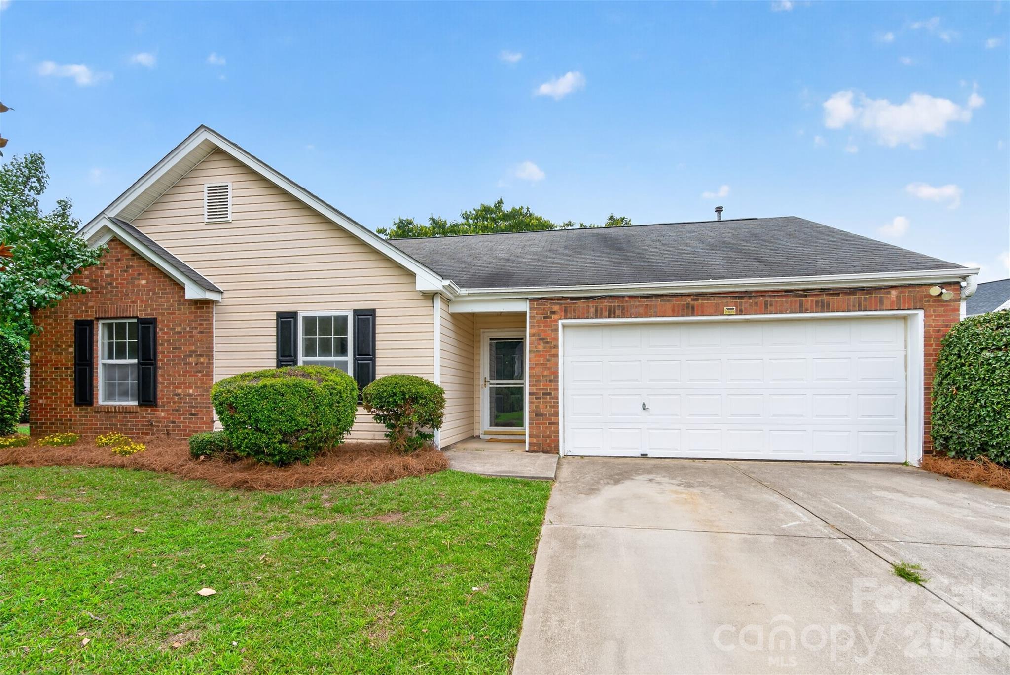 5733 Cardington Court — photo