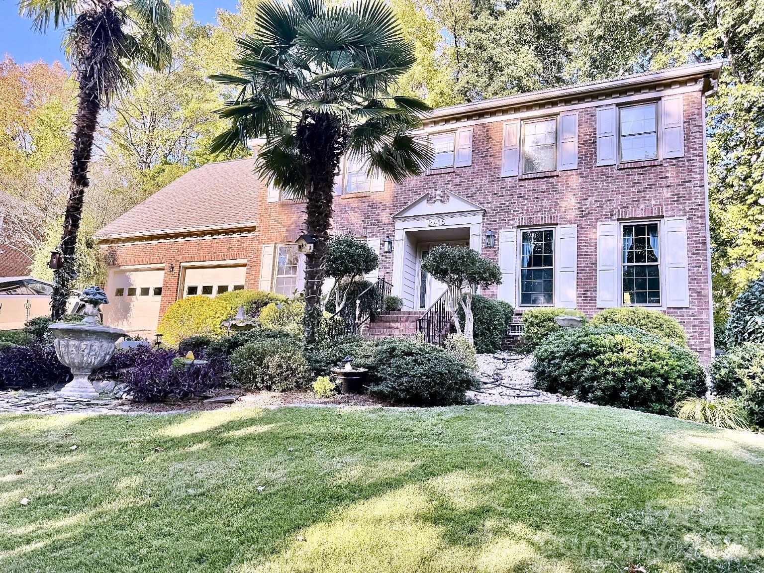 2415 Hopecrest Drive — photo