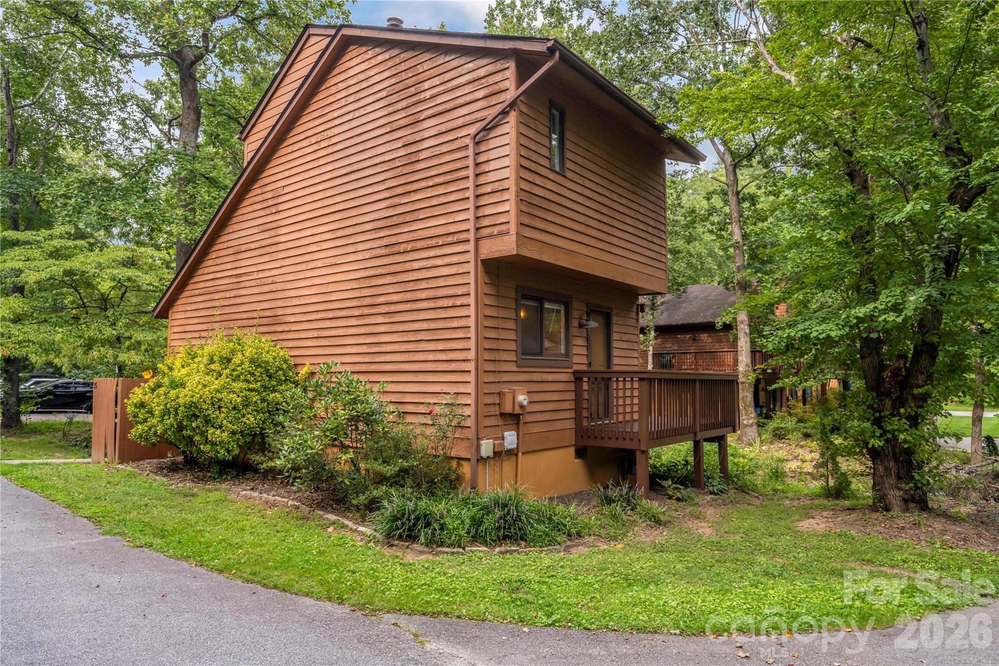 15 N Garden Court — photo