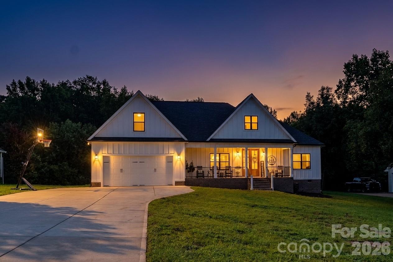 3012 Cedar Point Drive — photo