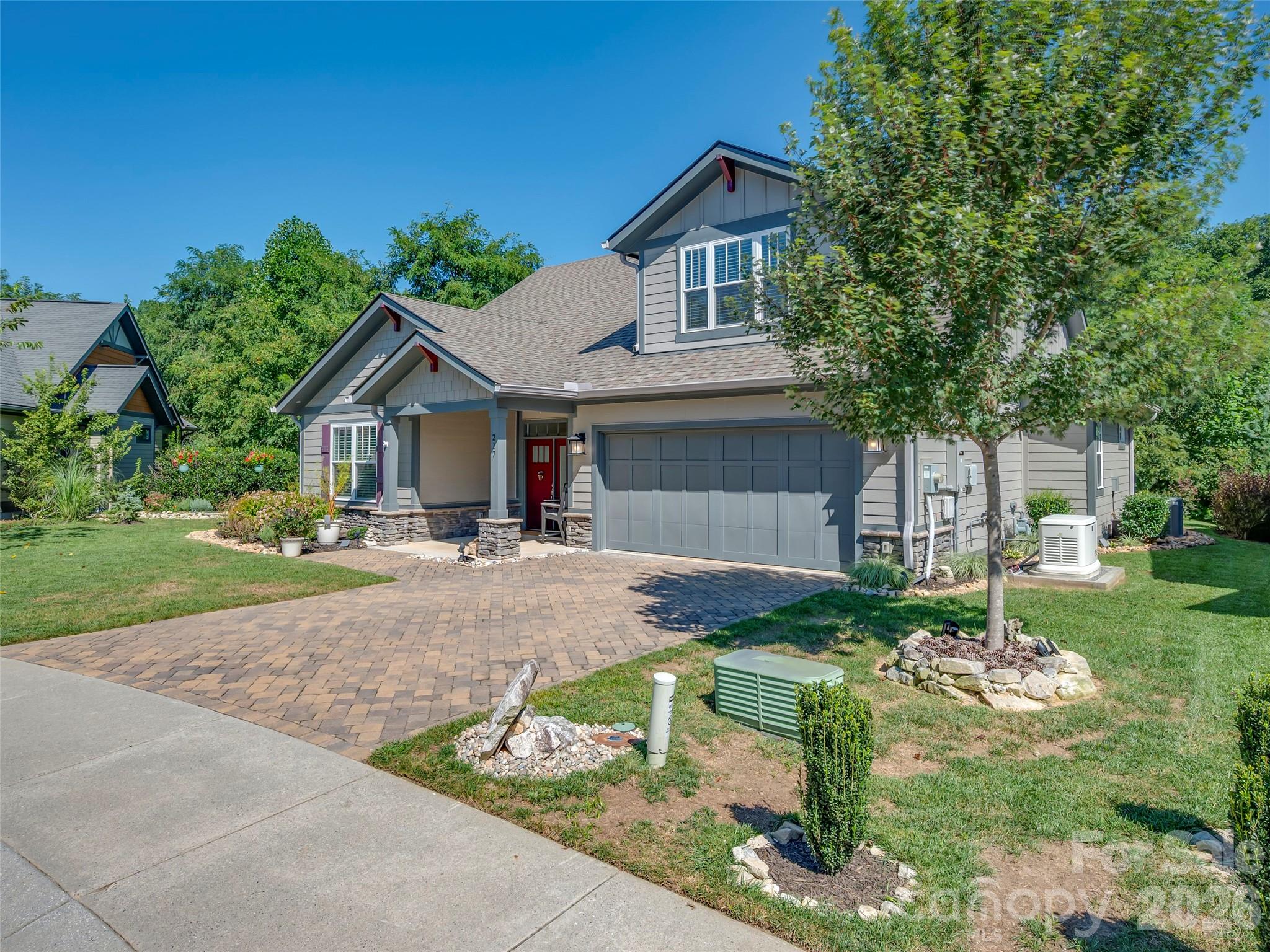 217 Hogans View Circle — photo