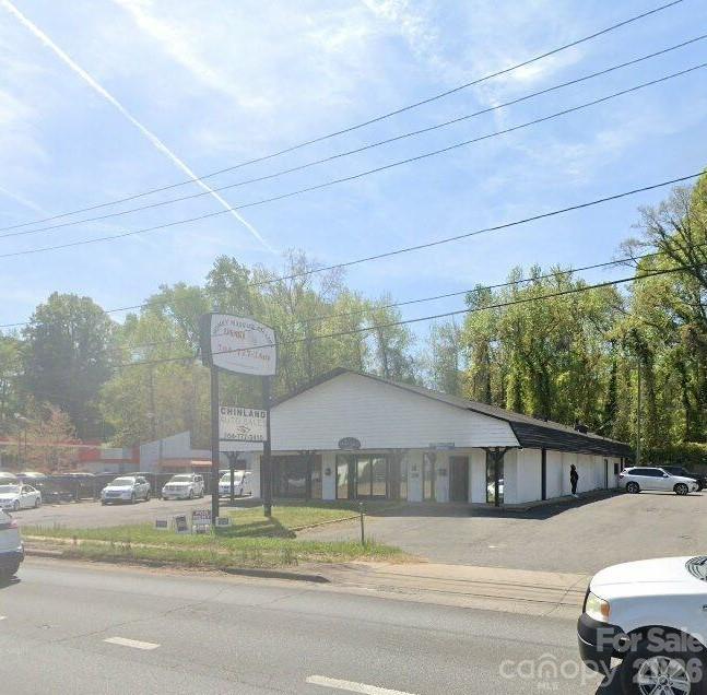 3108 E Independence Boulevard — photo