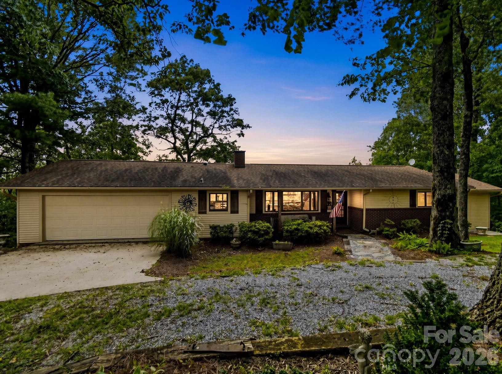 327 Summit Road — photo