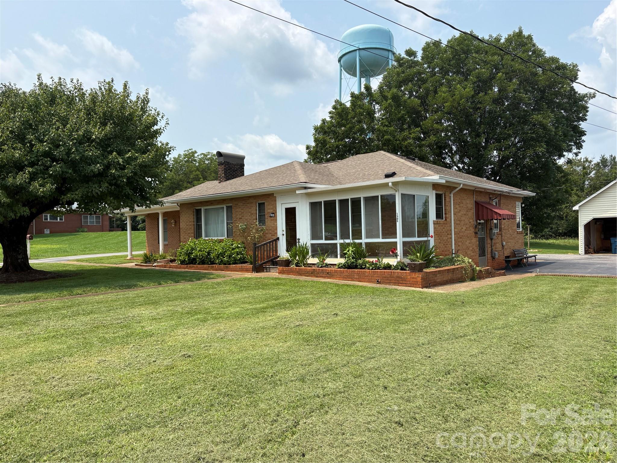 1308 Salem Road — photo