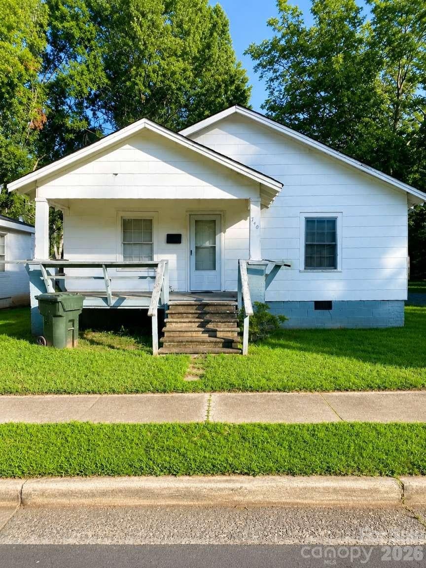 740 Cauthen Street — photo